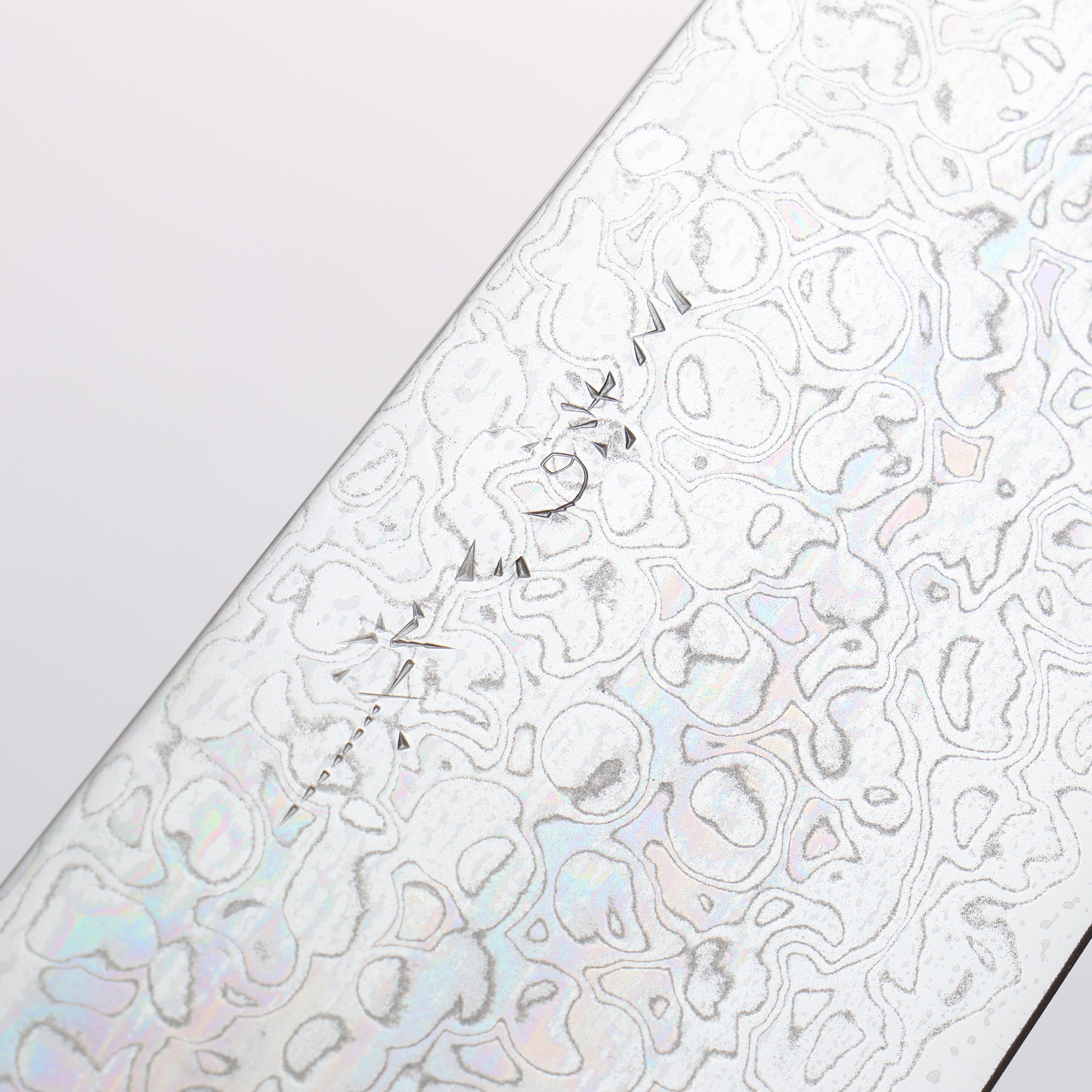 三寿ゞ (Misuzu) AUS10 大馬士革紋 打磨處理 牛刀 240mm 木蘭 握把 - 清助刃物