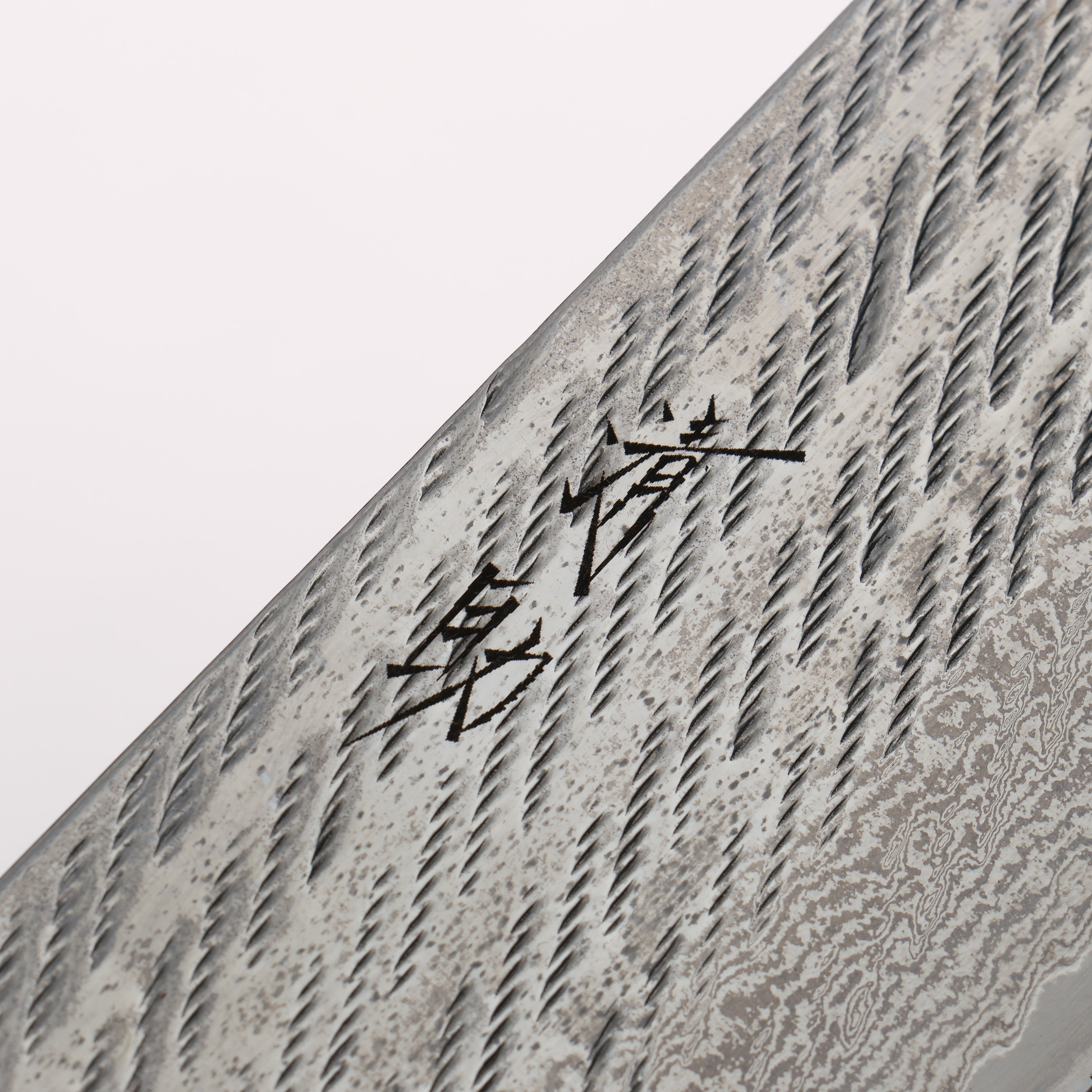 清助 銀三鋼 鎚目 大馬士革紋 繩索紋樣 菜切 165mm 黑檀 (口輪:黑水牛角) 握把 - 清助刃物