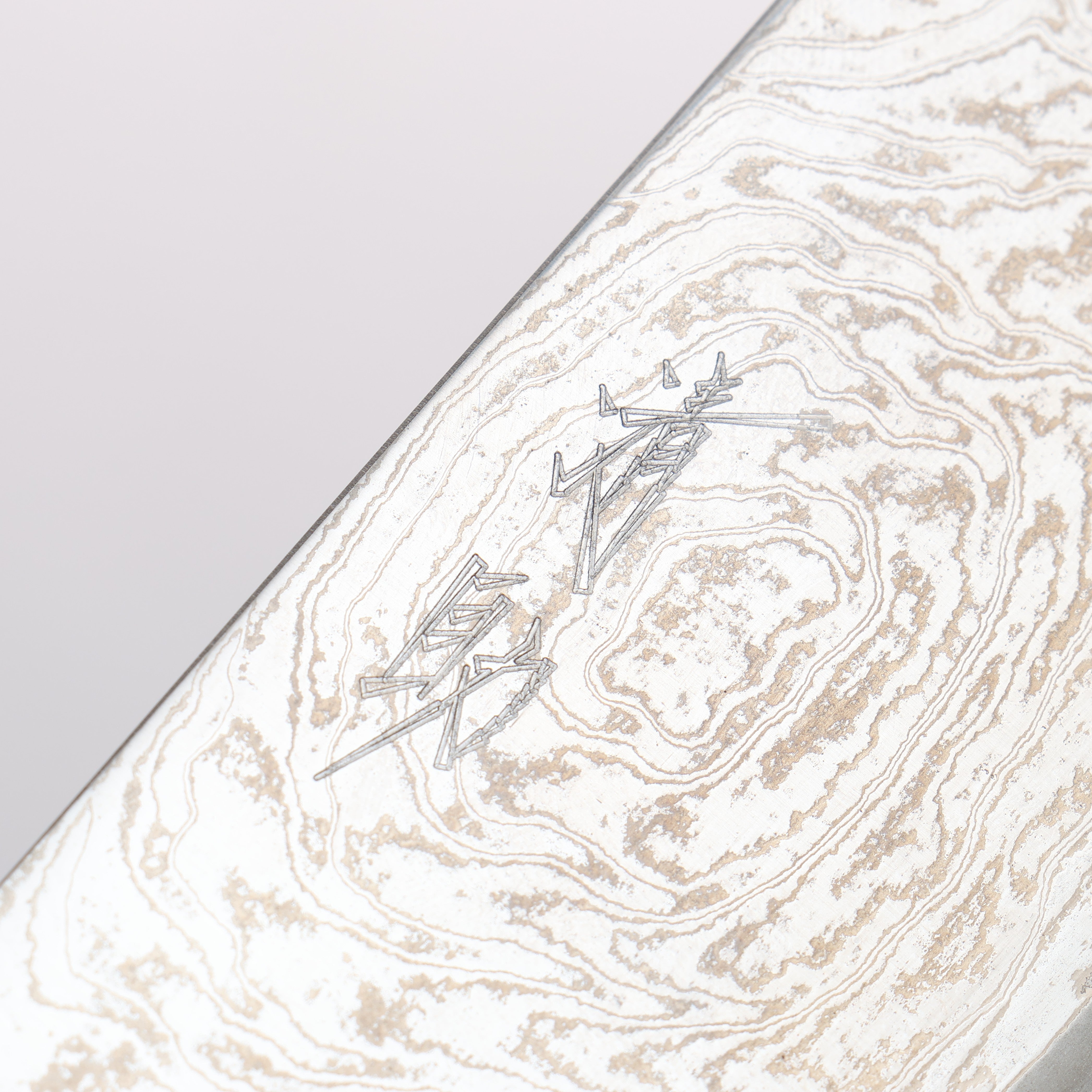 清助 海浪 AUS10 鏡面處理 大馬士革紋 牛刀 210mm 紅合成木 握把 - 清助刃物