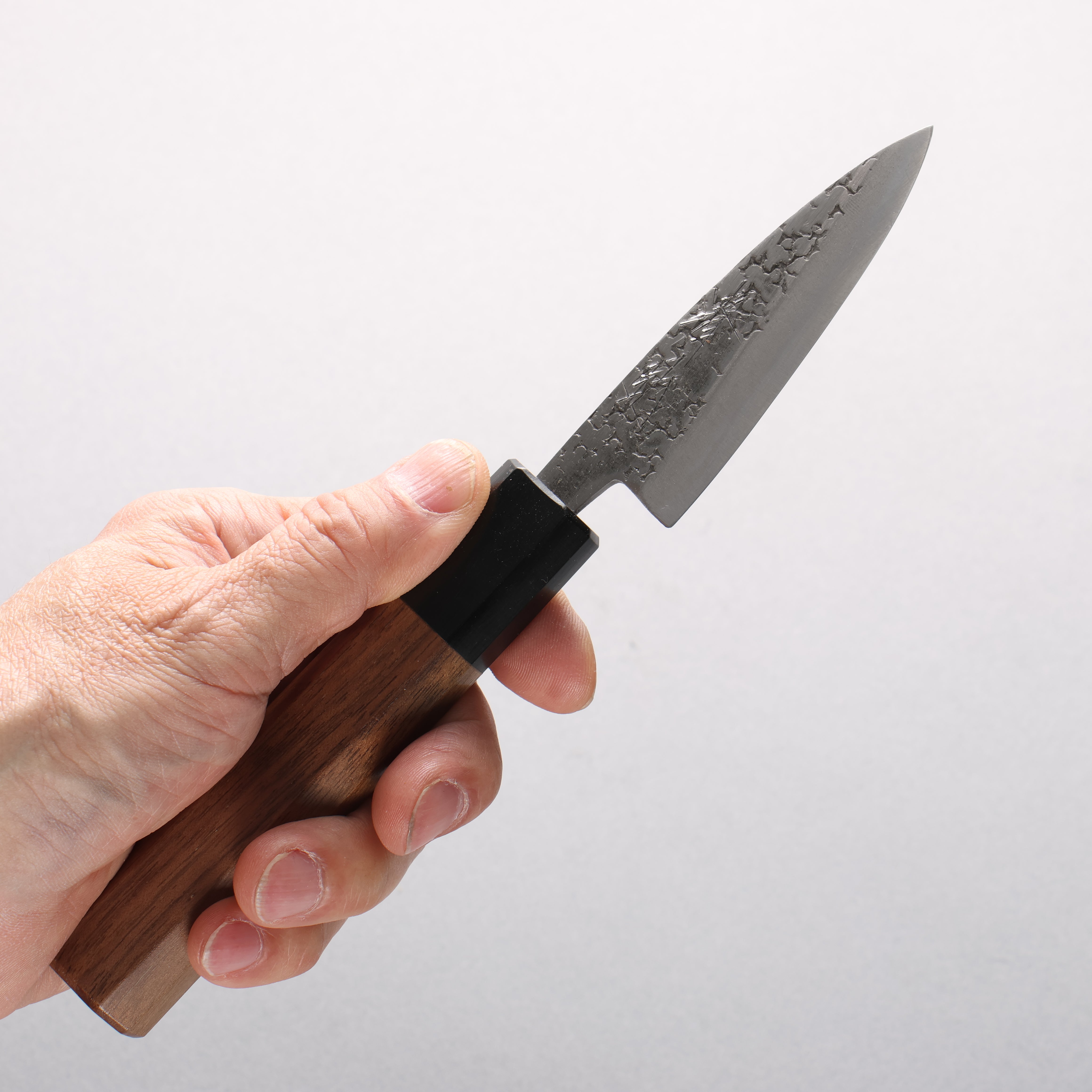 清助 銀三鋼 鎚目 (丸) 竹筴魚刀 75mm 核桃木 握把 - 清助刃物