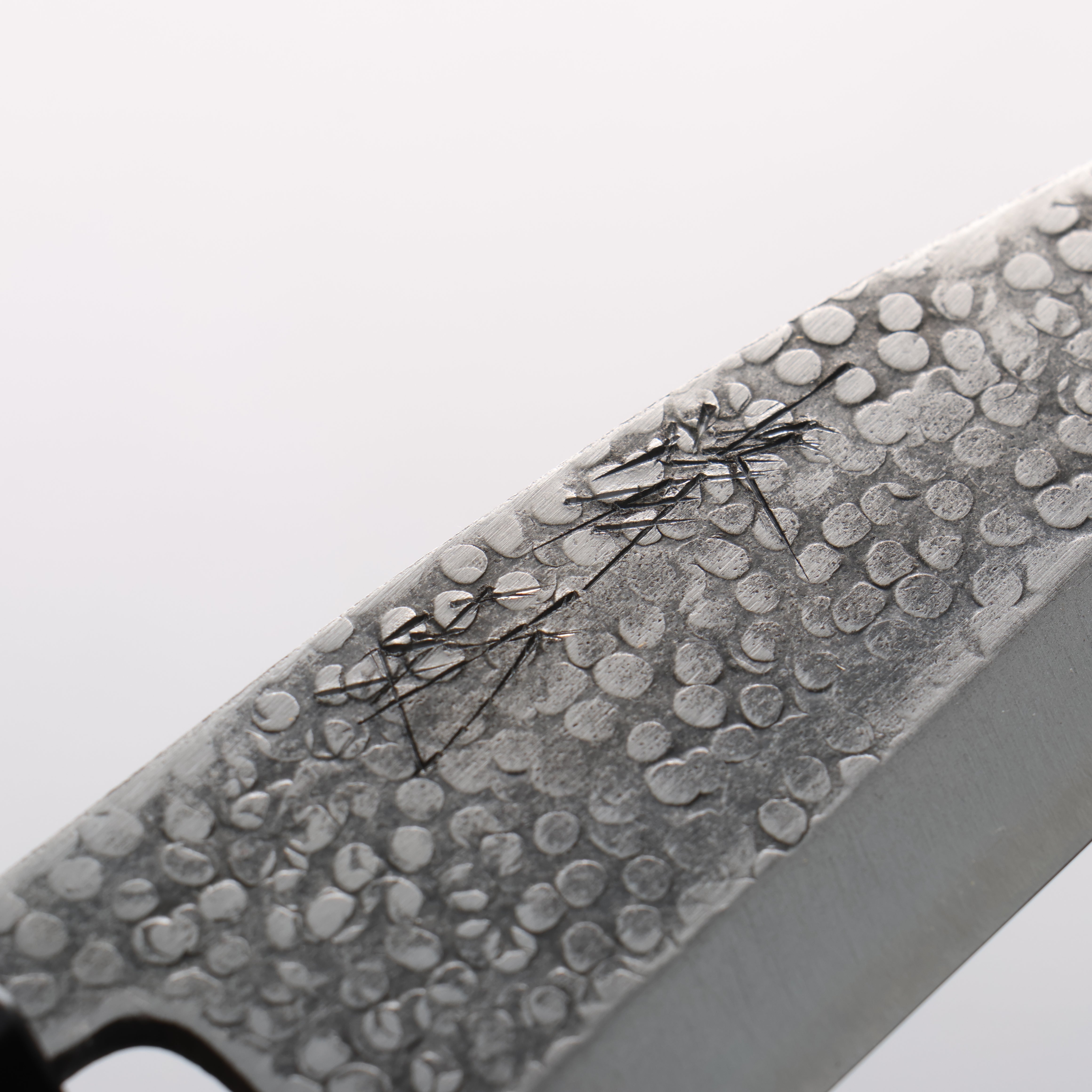 清助 銀三鋼 鎚目 (丸) 竹筴魚刀 120mm 核桃木 握把 - 清助刃物