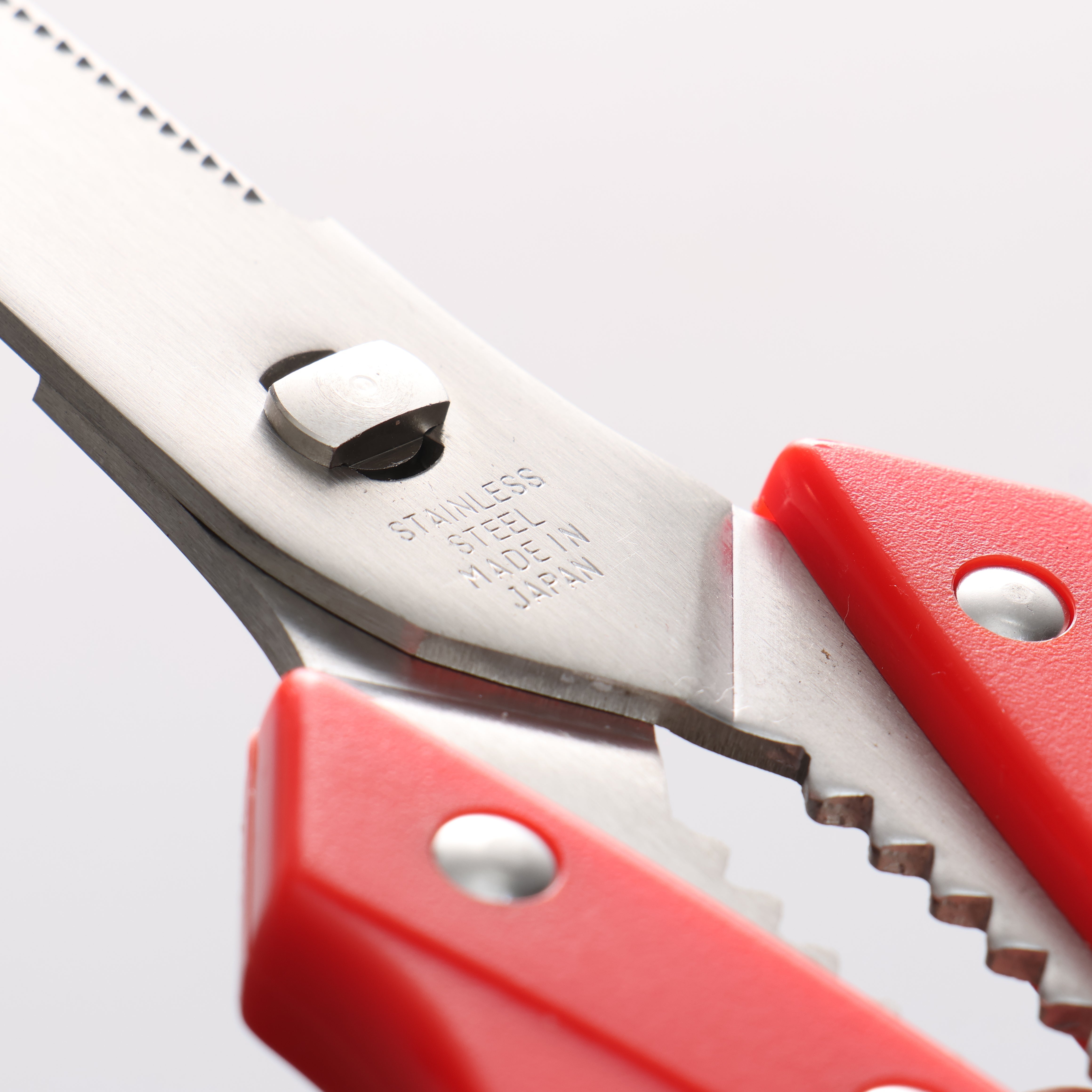 不鏽鋼 廚房料理剪刀 110mm 紅塑膠 握把 - 清助刃物